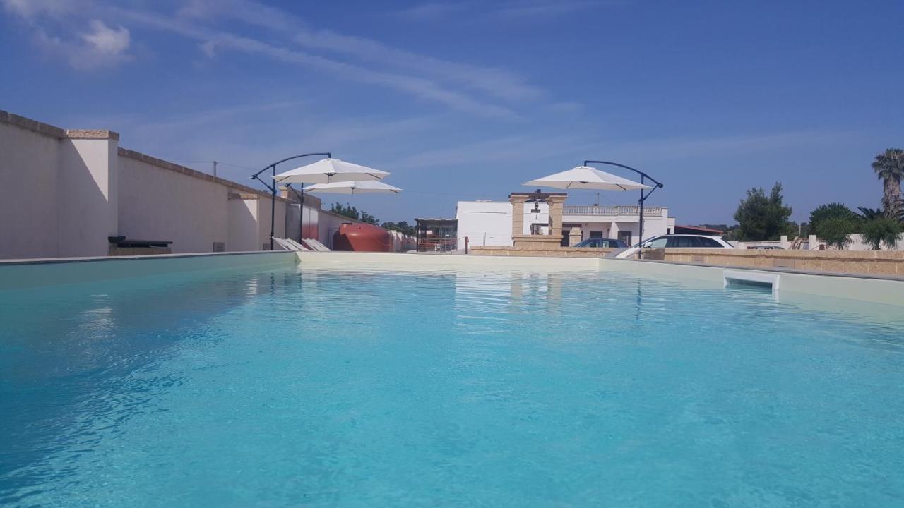Villa Silvia Luxury Residence Taviano  Exteriör bild