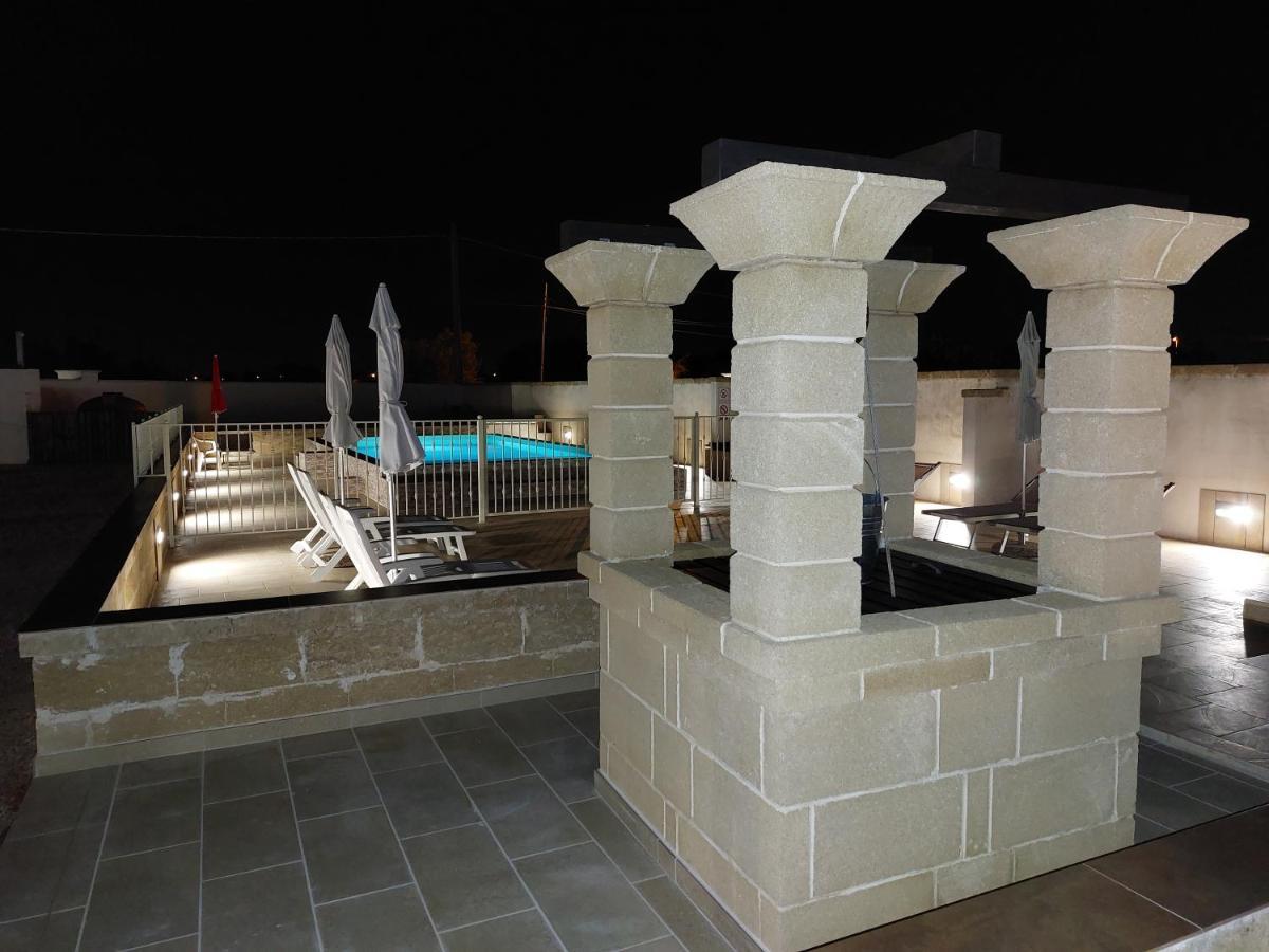 Villa Silvia Luxury Residence Taviano  Exteriör bild